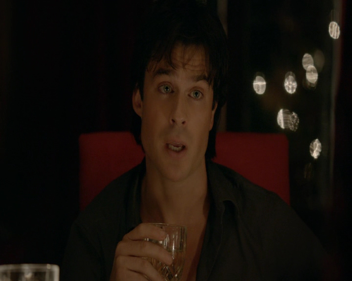 VampireDiaries-dot-nl_VVampireDiaries-dot-nl_VampireDiaries-8x07TheNextTimeIHurtSomebodyItCouldBeYou1105.jpg