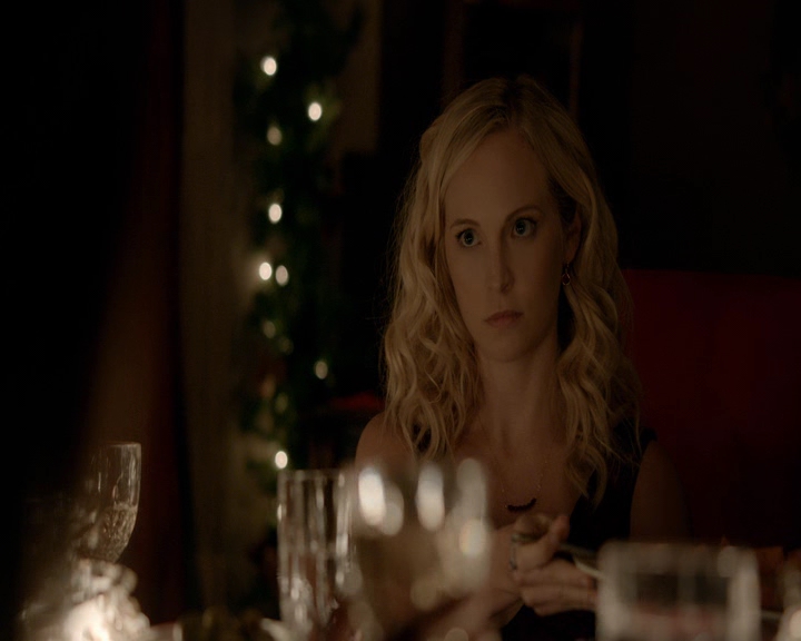 VampireDiaries-dot-nl_VVampireDiaries-dot-nl_VampireDiaries-8x07TheNextTimeIHurtSomebodyItCouldBeYou1110.jpg