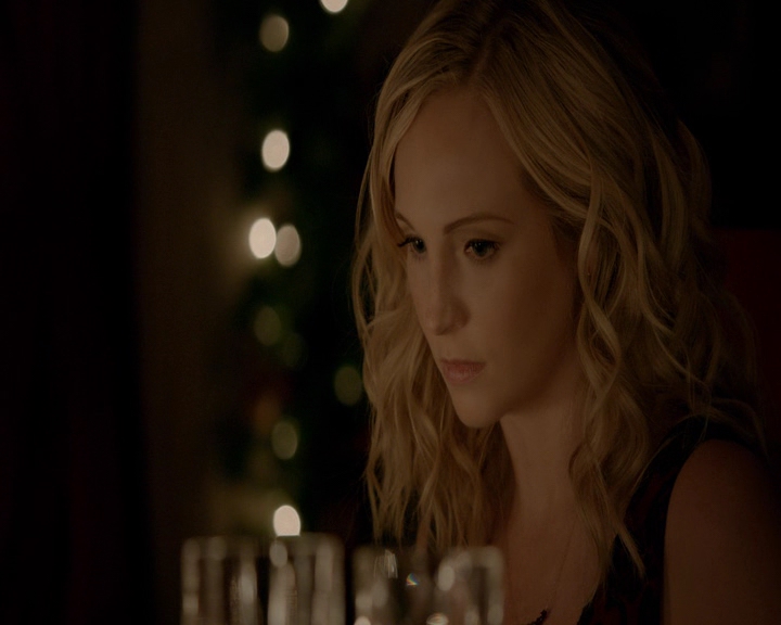 VampireDiaries-dot-nl_VVampireDiaries-dot-nl_VampireDiaries-8x07TheNextTimeIHurtSomebodyItCouldBeYou1115.jpg