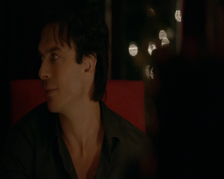 VampireDiaries-dot-nl_VVampireDiaries-dot-nl_VampireDiaries-8x07TheNextTimeIHurtSomebodyItCouldBeYou1119.jpg