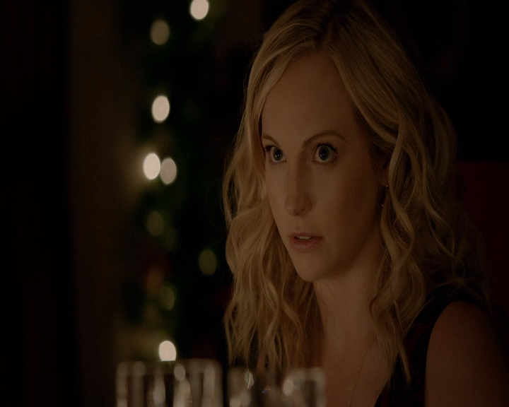 VampireDiaries-dot-nl_VVampireDiaries-dot-nl_VampireDiaries-8x07TheNextTimeIHurtSomebodyItCouldBeYou1120.jpg