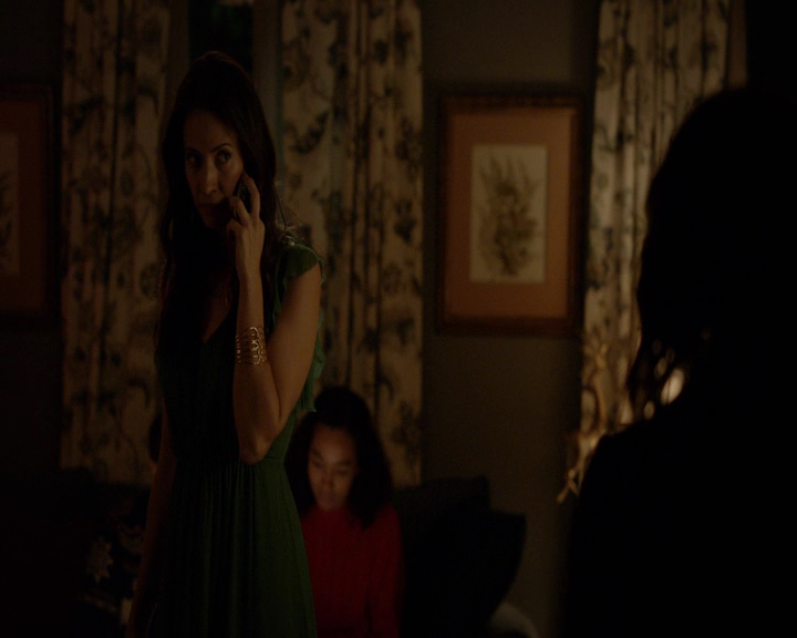 VampireDiaries-dot-nl_VVampireDiaries-dot-nl_VampireDiaries-8x07TheNextTimeIHurtSomebodyItCouldBeYou1163.jpg