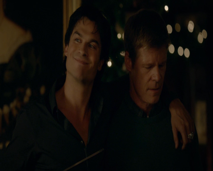 VampireDiaries-dot-nl_VVampireDiaries-dot-nl_VampireDiaries-8x07TheNextTimeIHurtSomebodyItCouldBeYou1594.jpg