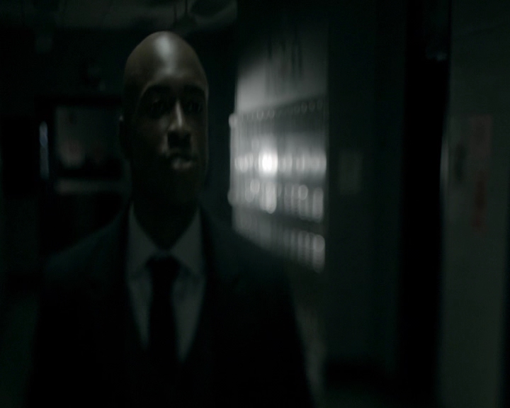 VampireDiaries-dot-nl_VVampireDiaries-dot-nl_VampireDiaries-8x07TheNextTimeIHurtSomebodyItCouldBeYou1663.jpg