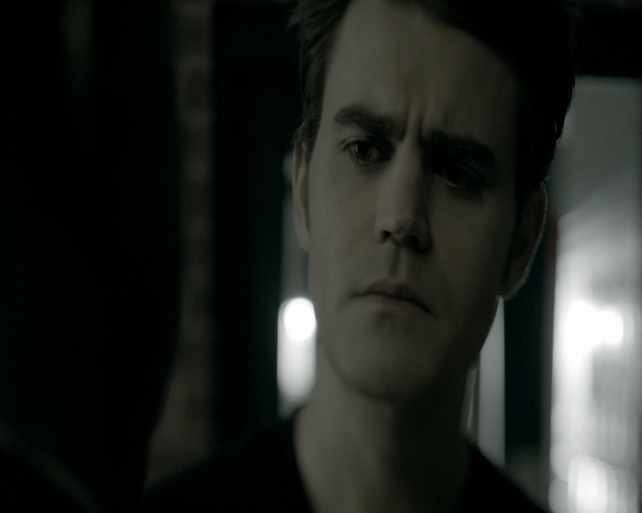VampireDiaries-dot-nl_VVampireDiaries-dot-nl_VampireDiaries-8x07TheNextTimeIHurtSomebodyItCouldBeYou1681.jpg