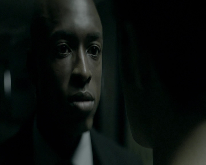 VampireDiaries-dot-nl_VVampireDiaries-dot-nl_VampireDiaries-8x07TheNextTimeIHurtSomebodyItCouldBeYou1683.jpg