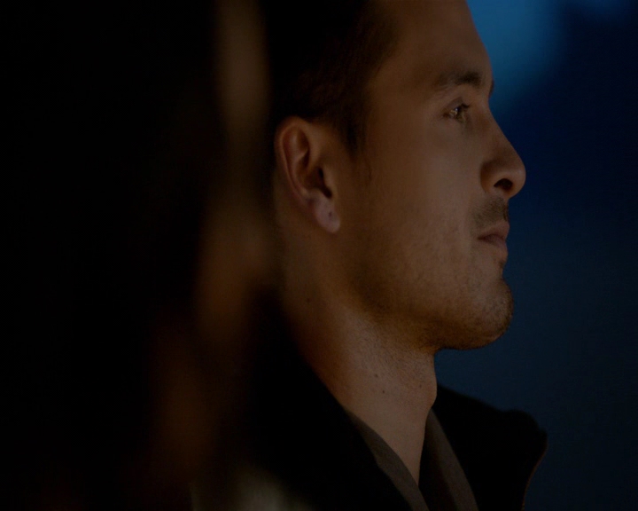 VampireDiaries-dot-nl_VVampireDiaries-dot-nl_VampireDiaries-8x07TheNextTimeIHurtSomebodyItCouldBeYou1979.jpg