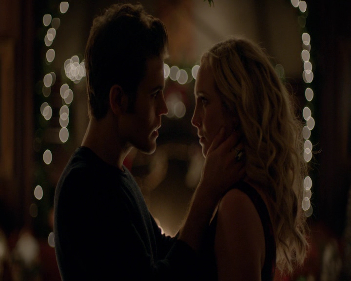 VampireDiaries-dot-nl_VVampireDiaries-dot-nl_VampireDiaries-8x07TheNextTimeIHurtSomebodyItCouldBeYou2067.jpg