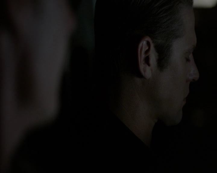 VampireDiaries-dot-nl_VVampireDiaries-dot-nl_VampireDiaries-8x07TheNextTimeIHurtSomebodyItCouldBeYou2179.jpg