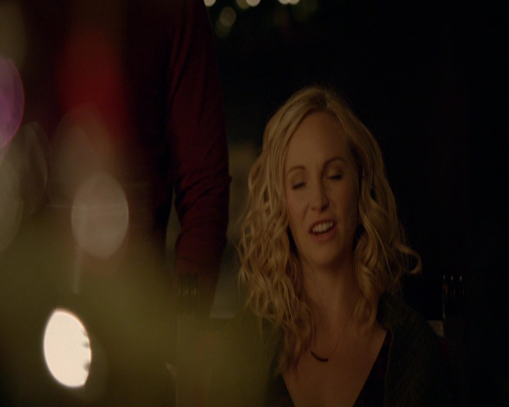 VampireDiaries-dot-nl_VVampireDiaries-dot-nl_VampireDiaries-8x07TheNextTimeIHurtSomebodyItCouldBeYou2223.jpg