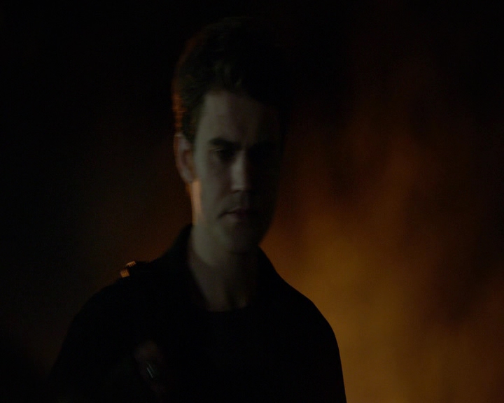VampireDiaries-dot-nl_VVampireDiaries-dot-nl_VampireDiaries-8x07TheNextTimeIHurtSomebodyItCouldBeYou2254.jpg