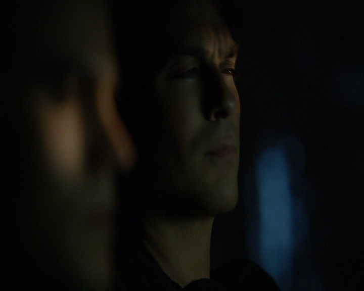 VampireDiaries-dot-nl_VVampireDiaries-dot-nl_VampireDiaries-8x07TheNextTimeIHurtSomebodyItCouldBeYou2283.jpg
