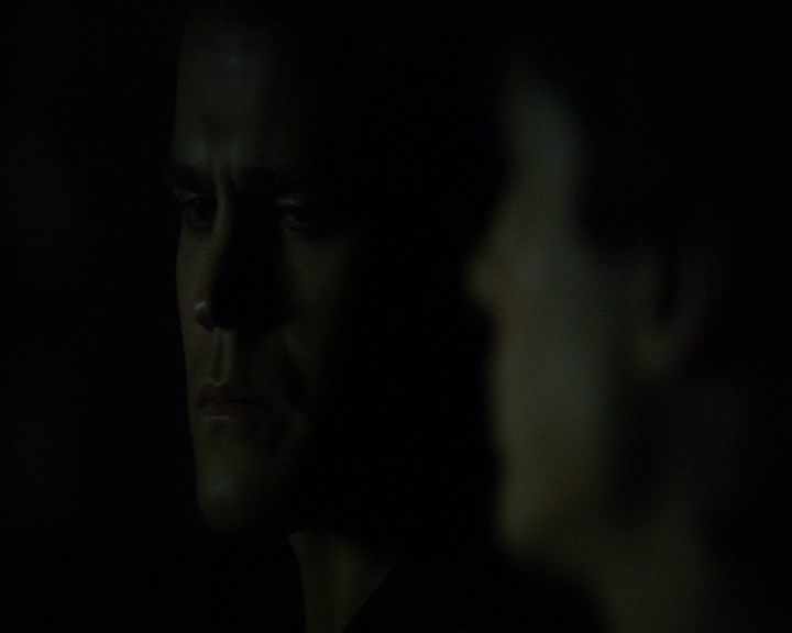 VampireDiaries-dot-nl_VVampireDiaries-dot-nl_VampireDiaries-8x07TheNextTimeIHurtSomebodyItCouldBeYou2315.jpg