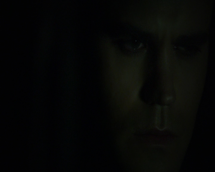 VampireDiaries-dot-nl_VVampireDiaries-dot-nl_VampireDiaries-8x07TheNextTimeIHurtSomebodyItCouldBeYou2327.jpg