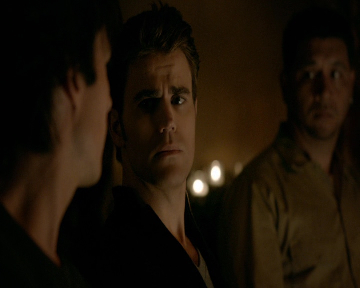 VampireDiaries-dot-nl_VVampireDiaries-dot-nl_VampireDiaries-8x08WeHaveHistoryTogether0014.jpg