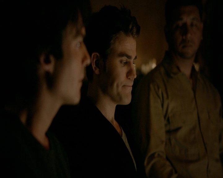 VampireDiaries-dot-nl_VVampireDiaries-dot-nl_VampireDiaries-8x08WeHaveHistoryTogether0016.jpg