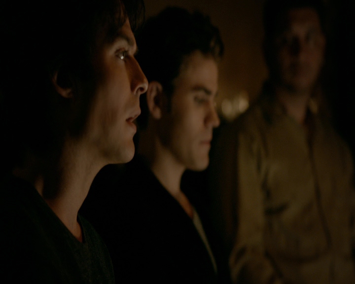 VampireDiaries-dot-nl_VVampireDiaries-dot-nl_VampireDiaries-8x08WeHaveHistoryTogether0017.jpg