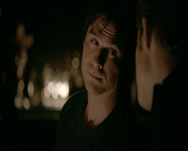 VampireDiaries-dot-nl_VVampireDiaries-dot-nl_VampireDiaries-8x08WeHaveHistoryTogether0031.jpg