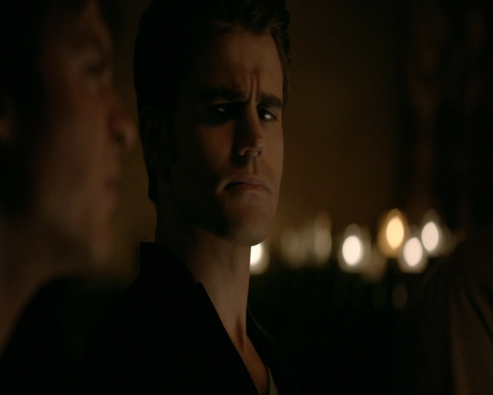 VampireDiaries-dot-nl_VVampireDiaries-dot-nl_VampireDiaries-8x08WeHaveHistoryTogether0040.jpg