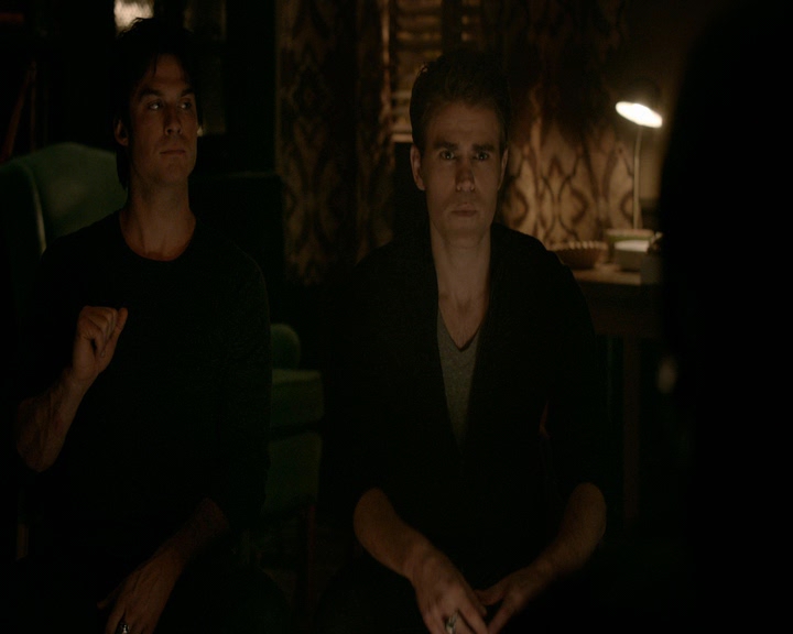VampireDiaries-dot-nl_VVampireDiaries-dot-nl_VampireDiaries-8x08WeHaveHistoryTogether0060.jpg