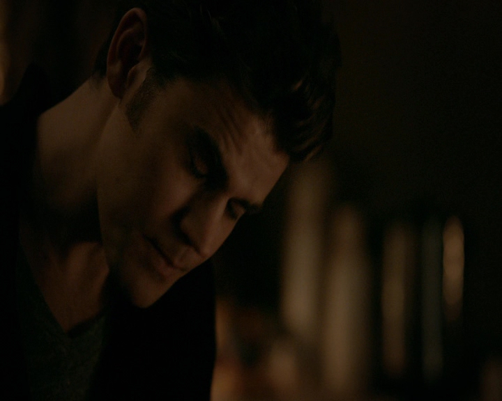 VampireDiaries-dot-nl_VVampireDiaries-dot-nl_VampireDiaries-8x08WeHaveHistoryTogether0140.jpg