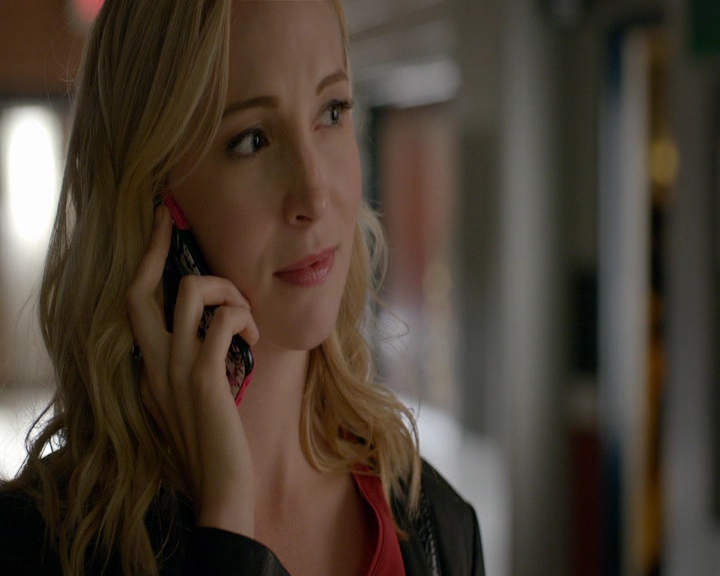 VampireDiaries-dot-nl_VVampireDiaries-dot-nl_VampireDiaries-8x08WeHaveHistoryTogether0268.jpg