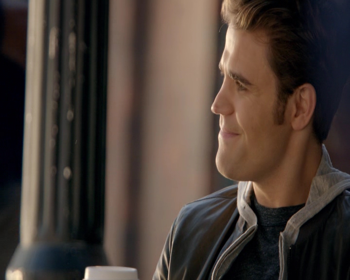 VampireDiaries-dot-nl_VVampireDiaries-dot-nl_VampireDiaries-8x08WeHaveHistoryTogether0527.jpg