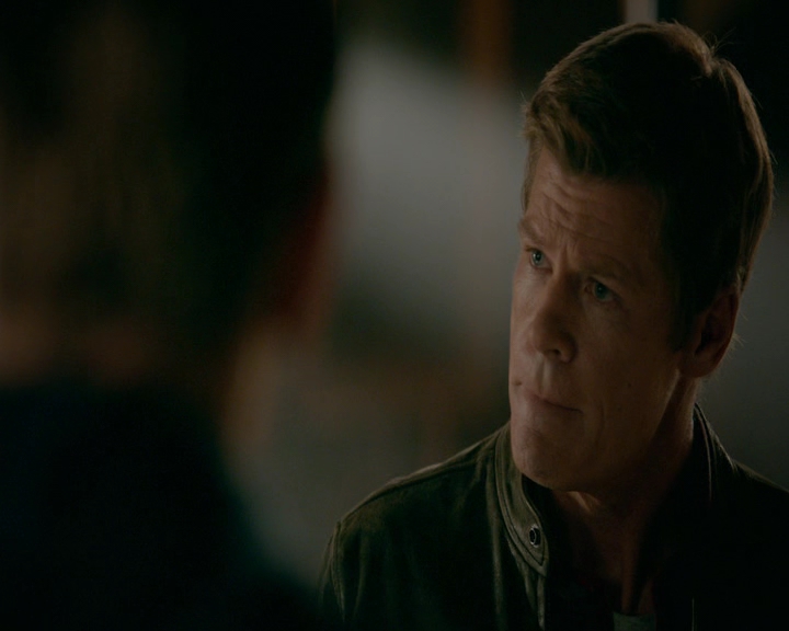 VampireDiaries-dot-nl_VVampireDiaries-dot-nl_VampireDiaries-8x08WeHaveHistoryTogether0613.jpg