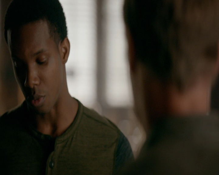 VampireDiaries-dot-nl_VVampireDiaries-dot-nl_VampireDiaries-8x08WeHaveHistoryTogether0614.jpg