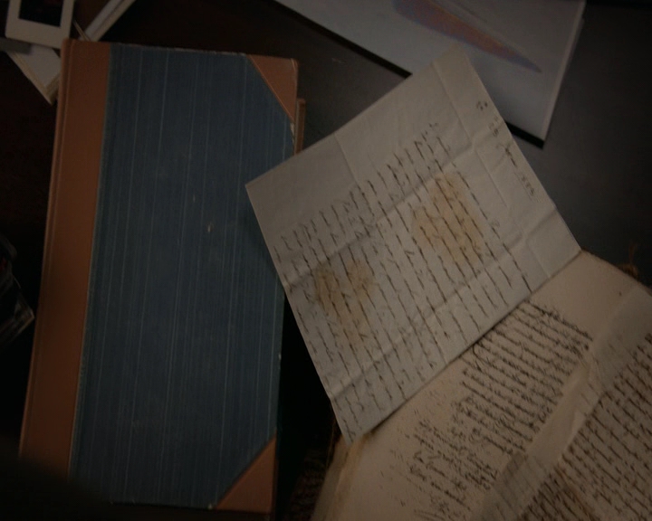 VampireDiaries-dot-nl_VVampireDiaries-dot-nl_VampireDiaries-8x08WeHaveHistoryTogether0617.jpg