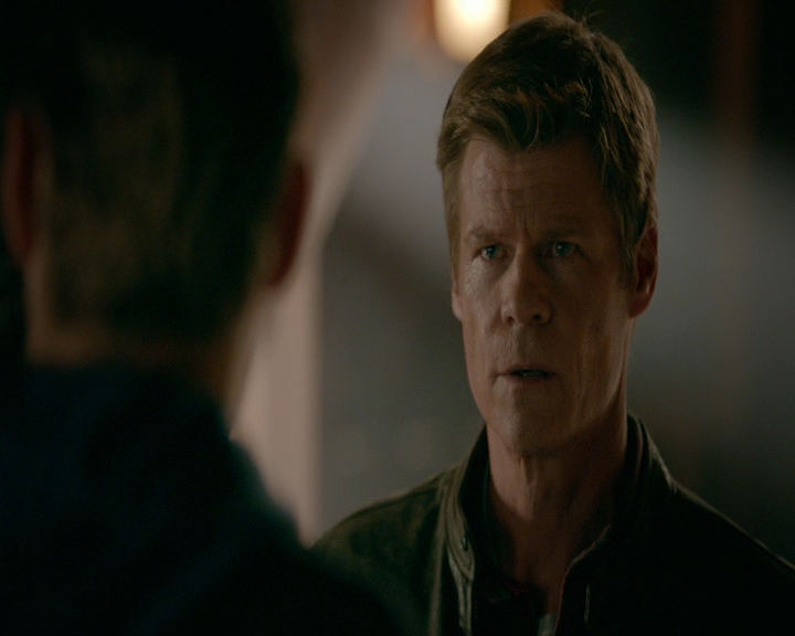 VampireDiaries-dot-nl_VVampireDiaries-dot-nl_VampireDiaries-8x08WeHaveHistoryTogether0644.jpg