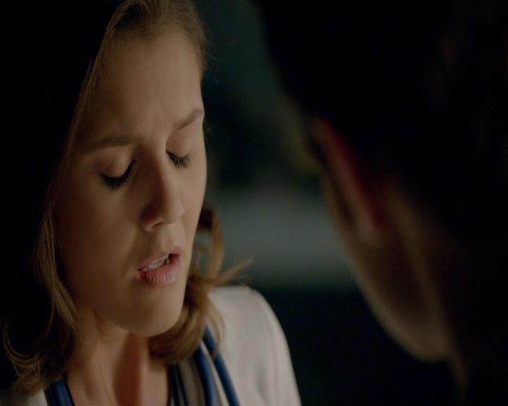 VampireDiaries-dot-nl_VVampireDiaries-dot-nl_VampireDiaries-8x08WeHaveHistoryTogether1246.jpg