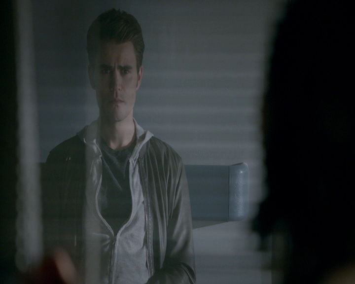 VampireDiaries-dot-nl_VVampireDiaries-dot-nl_VampireDiaries-8x08WeHaveHistoryTogether1283.jpg