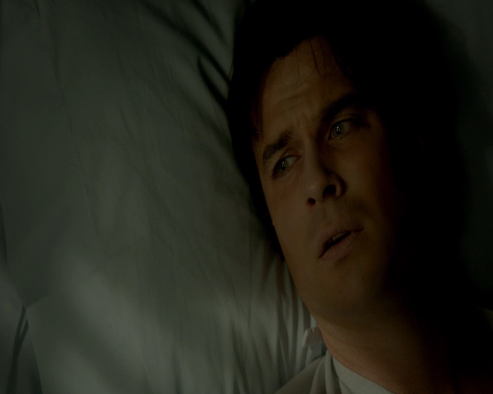 VampireDiaries-dot-nl_VVampireDiaries-dot-nl_VampireDiaries-8x08WeHaveHistoryTogether1315.jpg