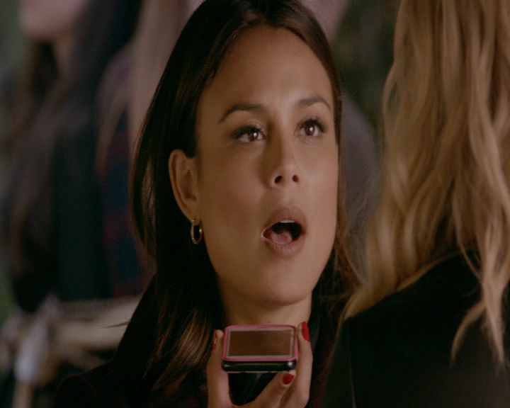 VampireDiaries-dot-nl_VVampireDiaries-dot-nl_VampireDiaries-8x08WeHaveHistoryTogether1453.jpg