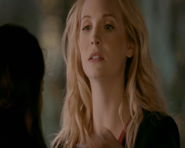 VampireDiaries-dot-nl_VVampireDiaries-dot-nl_VampireDiaries-8x08WeHaveHistoryTogether1461.jpg