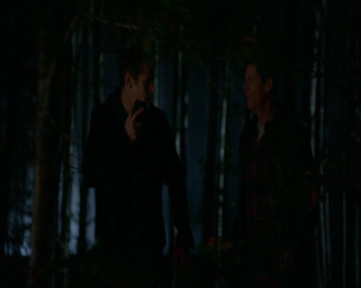 VampireDiaries-dot-nl_VVampireDiaries-dot-nl_VampireDiaries-8x08WeHaveHistoryTogether1736.jpg