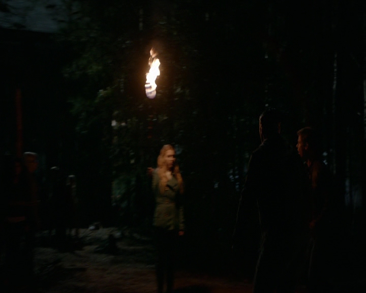 VampireDiaries-dot-nl_VVampireDiaries-dot-nl_VampireDiaries-8x08WeHaveHistoryTogether1748.jpg