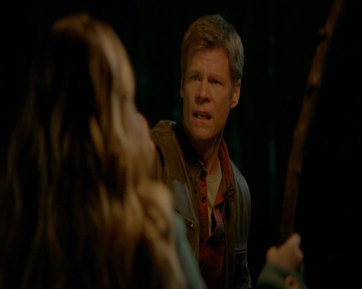 VampireDiaries-dot-nl_VVampireDiaries-dot-nl_VampireDiaries-8x08WeHaveHistoryTogether1751.jpg