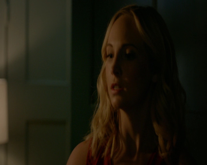 VampireDiaries-dot-nl_VVampireDiaries-dot-nl_VampireDiaries-8x08WeHaveHistoryTogether1768.jpg