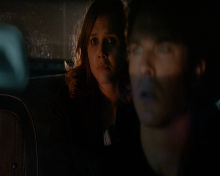 VampireDiaries-dot-nl_VVampireDiaries-dot-nl_VampireDiaries-8x08WeHaveHistoryTogether1940.jpg