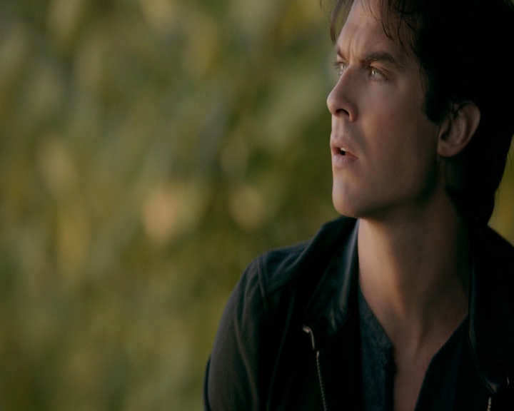 VampireDiaries-dot-nl_VVampireDiaries-dot-nl_VampireDiaries-8x08WeHaveHistoryTogether2279.jpg