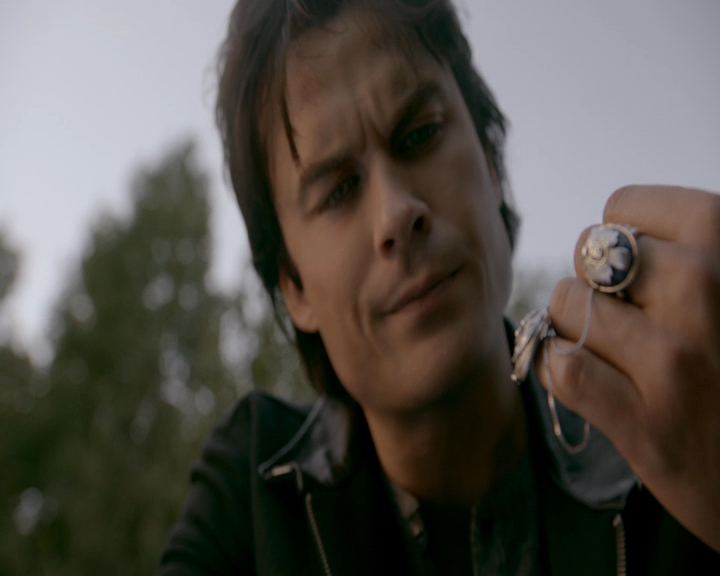 VampireDiaries-dot-nl_VVampireDiaries-dot-nl_VampireDiaries-8x08WeHaveHistoryTogether2326.jpg