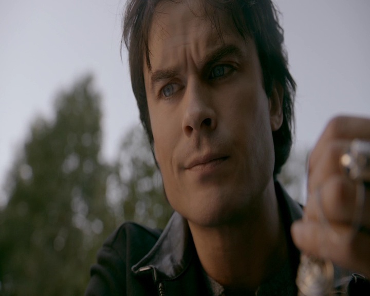 VampireDiaries-dot-nl_VVampireDiaries-dot-nl_VampireDiaries-8x08WeHaveHistoryTogether2328.jpg