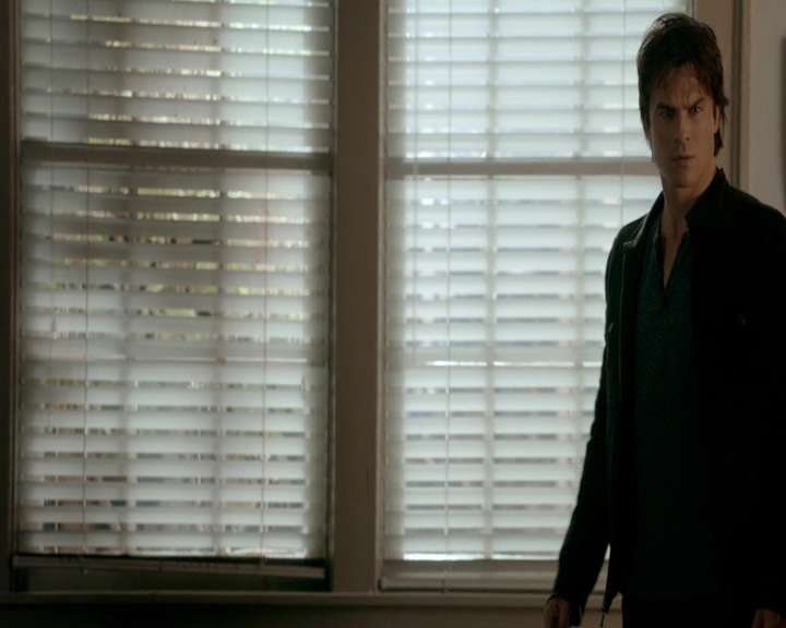 VampireDiaries-dot-nl_VVampireDiaries-dot-nl_VampireDiaries-8x08WeHaveHistoryTogether2332.jpg