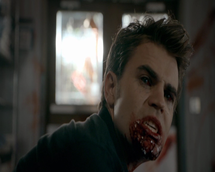 VampireDiaries-dot-nl_VVampireDiaries-dot-nl_VampireDiaries-8x08WeHaveHistoryTogether2346.jpg