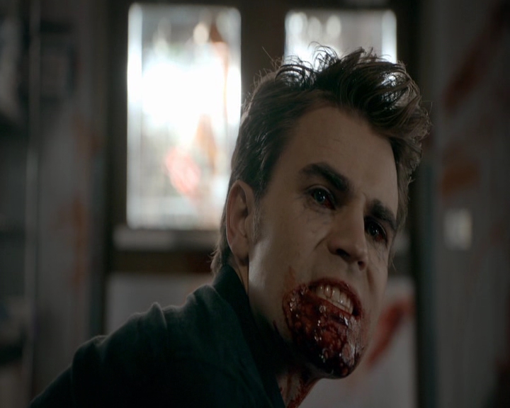 VampireDiaries-dot-nl_VVampireDiaries-dot-nl_VampireDiaries-8x08WeHaveHistoryTogether2347.jpg