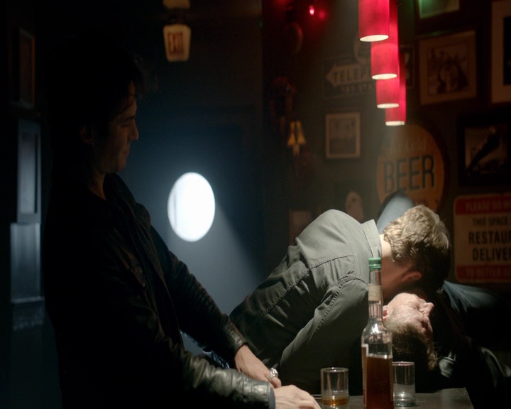 VampireDiaries-dot-nl_VampireDiaries-8x09TheSimpleIntimacyoftheNearTouch0024.jpg