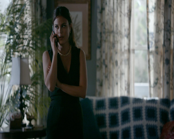 VampireDiaries-dot-nl_VampireDiaries-8x09TheSimpleIntimacyoftheNearTouch0059.jpg