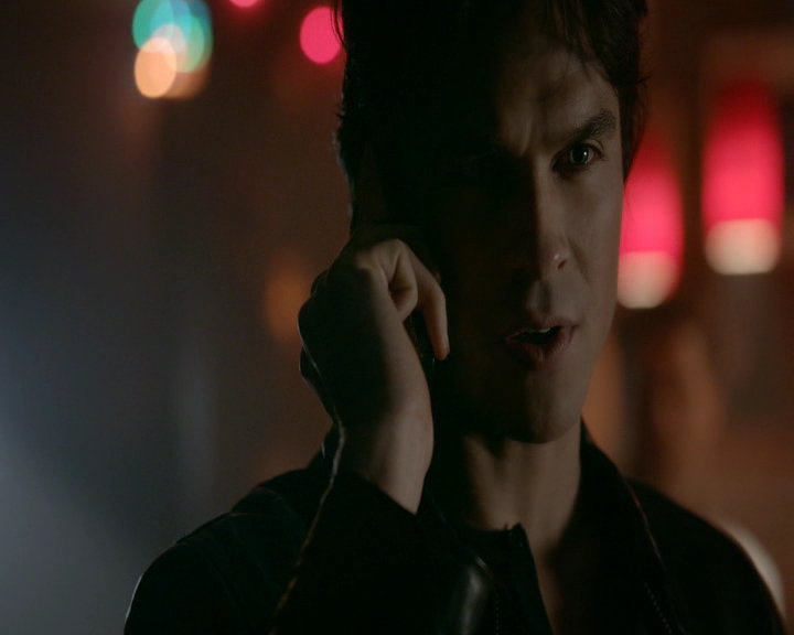 VampireDiaries-dot-nl_VampireDiaries-8x09TheSimpleIntimacyoftheNearTouch0061.jpg